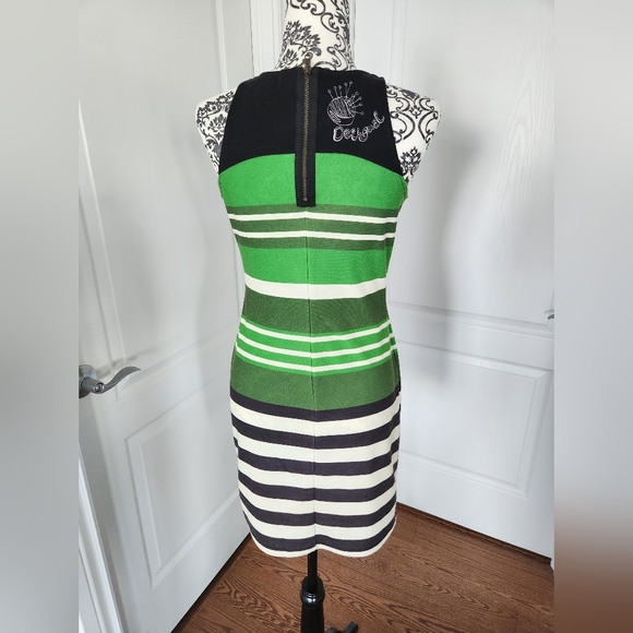 DESIGUAL Chula Life Summer Sleeveless Dress Size S - Picture 2 of 4